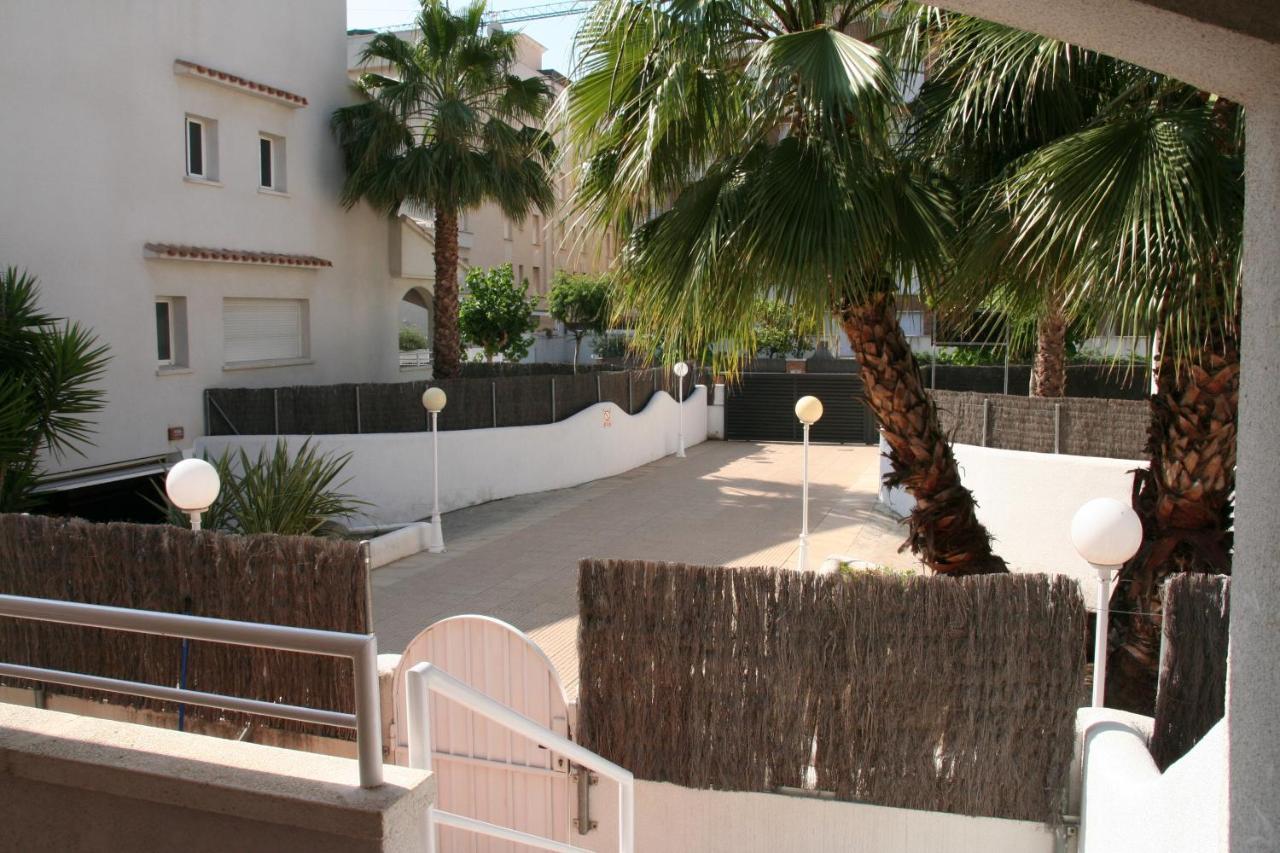 R142 Manila Resort Central كالافيل المظهر الخارجي الصورة