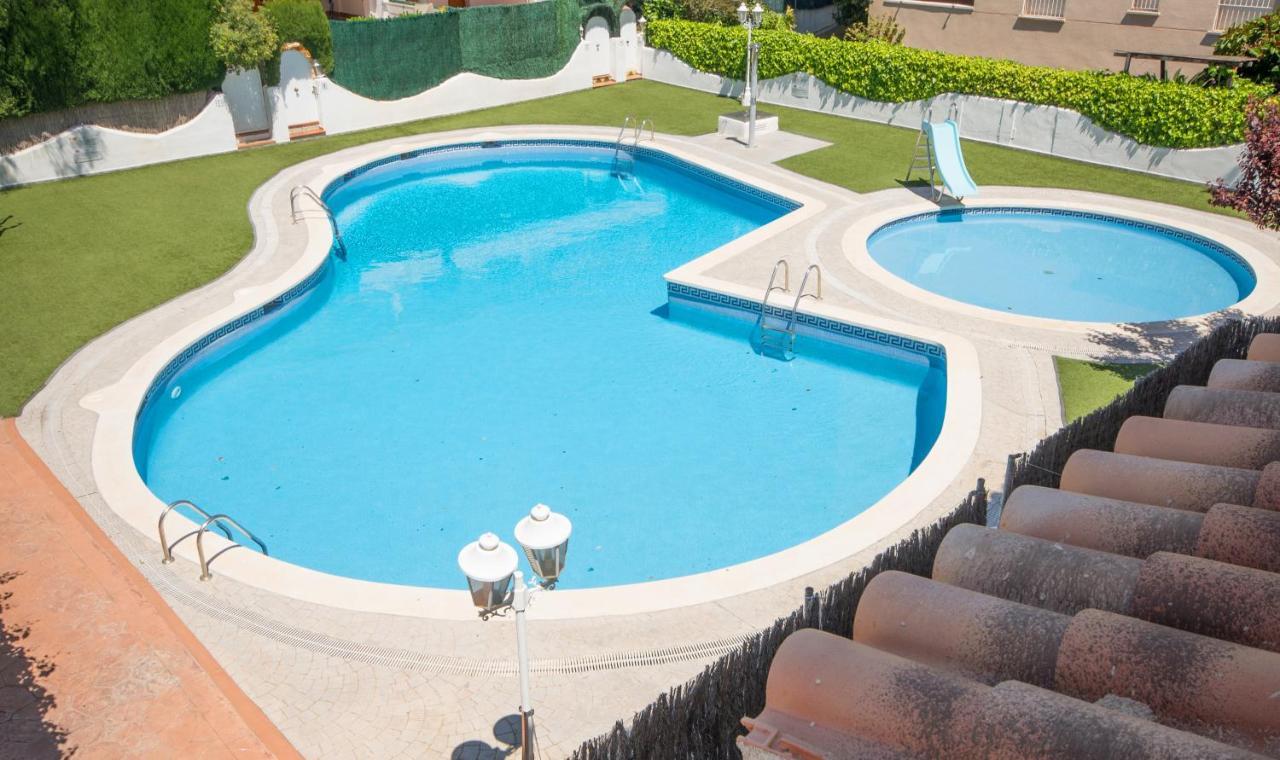 R142 Manila Resort Central كالافيل المظهر الخارجي الصورة