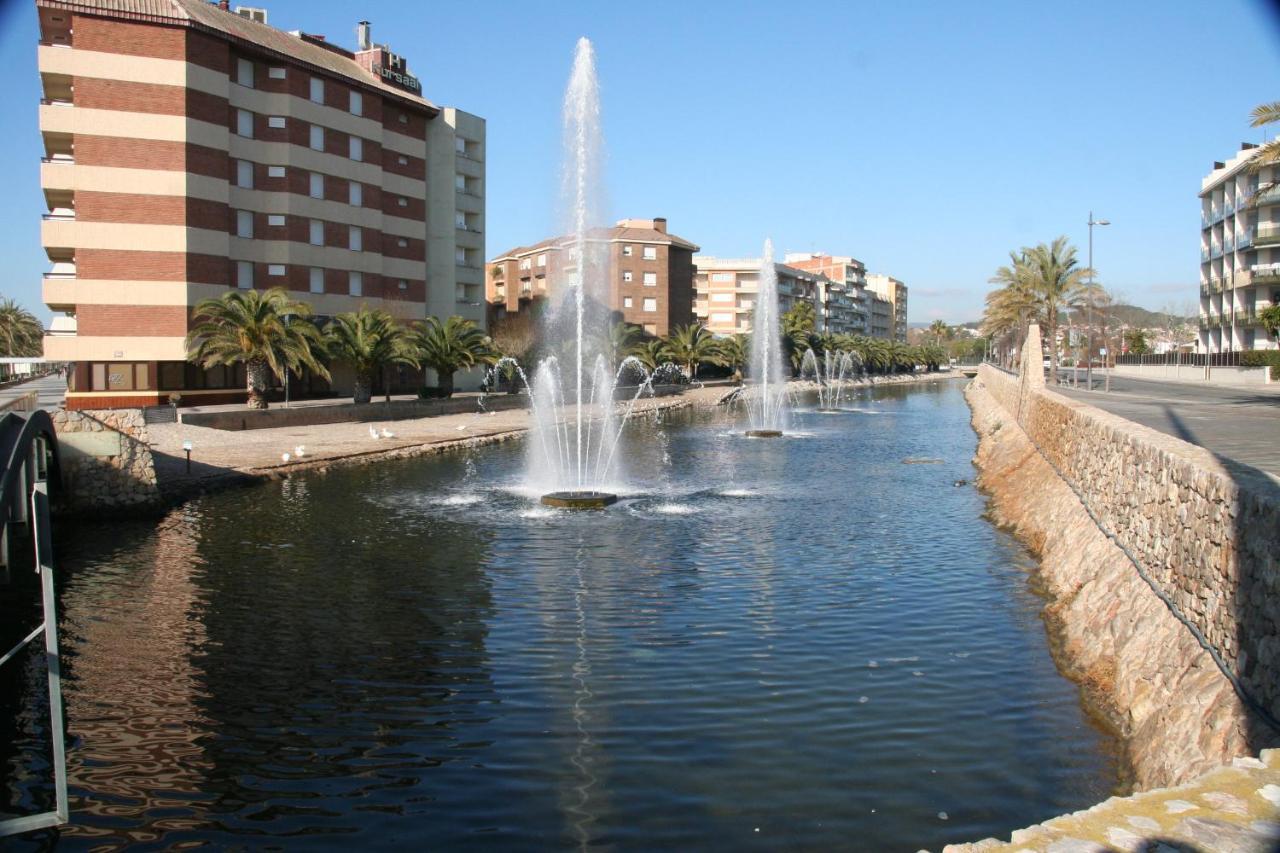 R142 Manila Resort Central كالافيل المظهر الخارجي الصورة